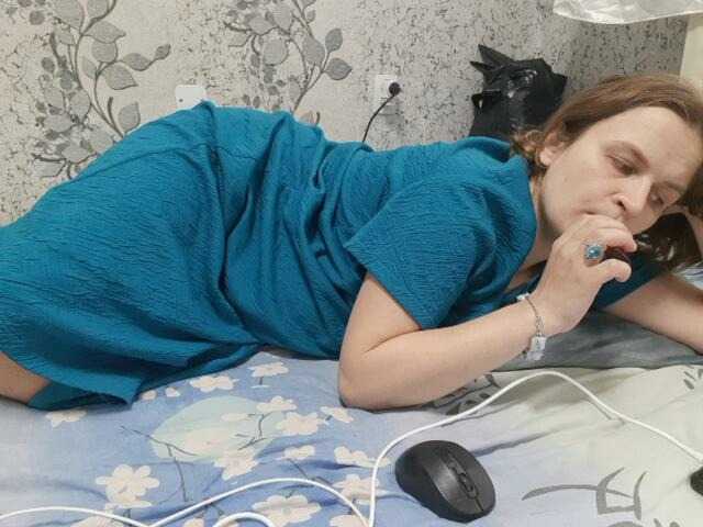 Yoyrgirlxx's BongaCams show and profile