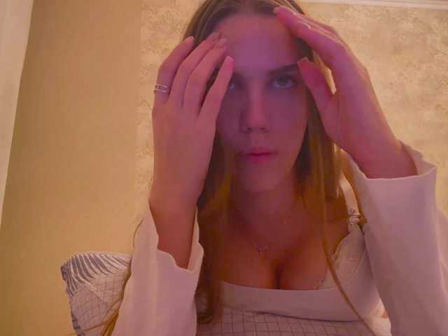 MaganVanderzee's BongaCams show and profile