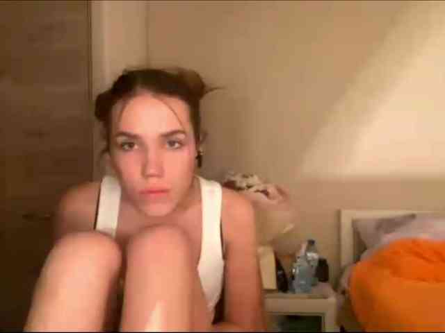 MaganVanderzee webcam