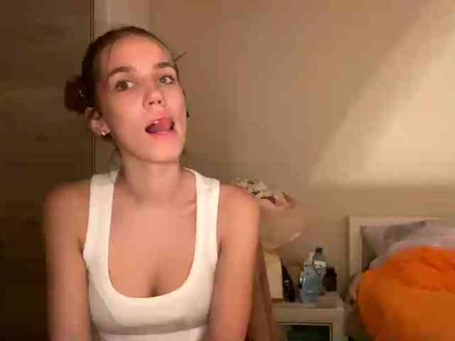 MaganVanderzee webcam