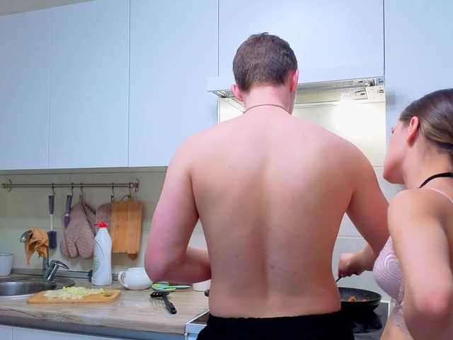 -DK-'s BongaCams show and profile