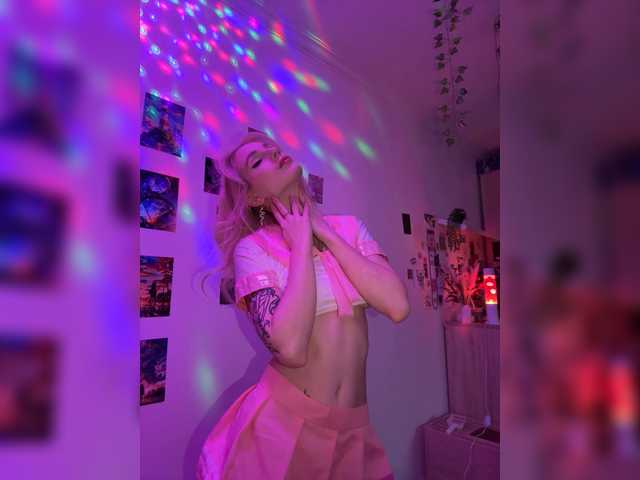 BabySaint02's BongaCams show and profile