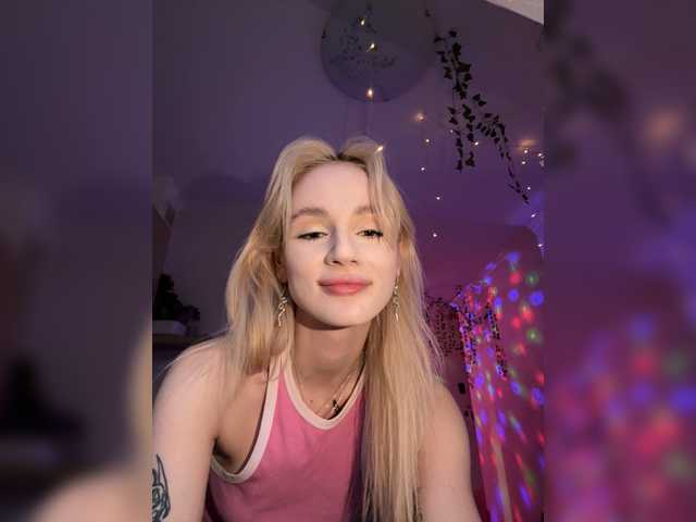 BabySaint02's BongaCams show and profile
