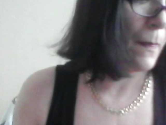 monicakiss live sex show