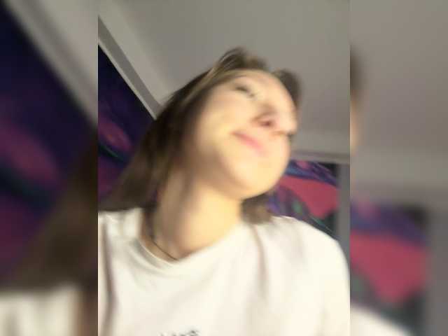 MayaSky's BongaCams show and profile