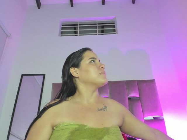 scarlettfox01 – webcam model profile photo