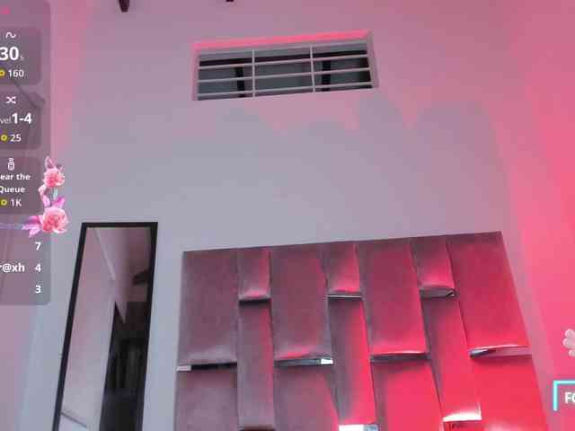 scarlettfox01 webcam