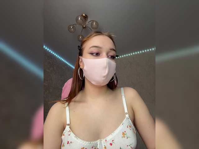 KiraBlin's BongaCams show and profile