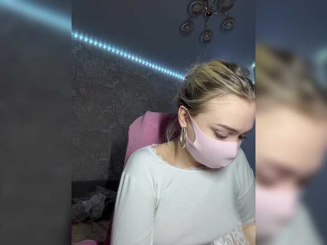 KiraBlin's BongaCams show and profile