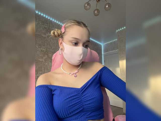 KiraBlin's BongaCams show and profile