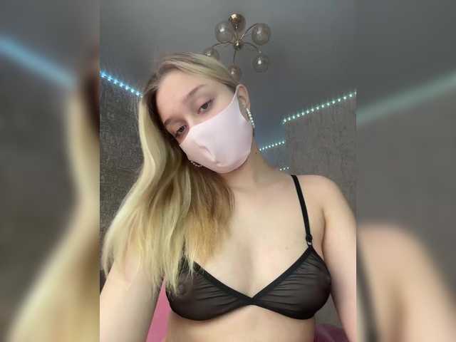 KiraBlin's BongaCams show and profile