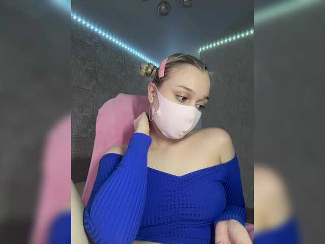 KiraBlin's BongaCams show and profile