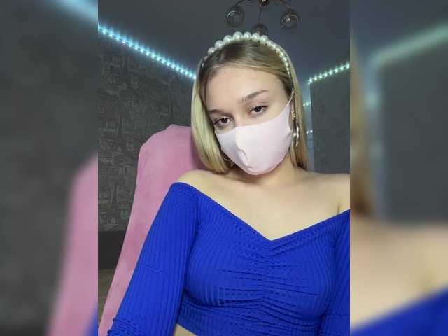 KiraBlin's BongaCams show and profile