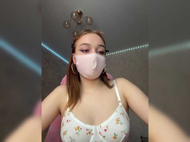 KiraBlin's BongaCams show and profile