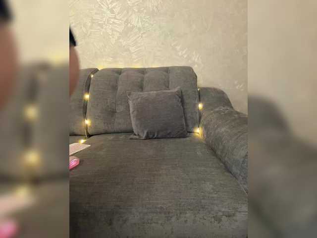 KiraBlin's BongaCams show and profile