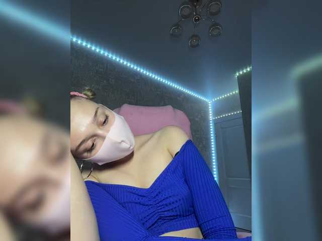 KiraBlin's BongaCams show and profile