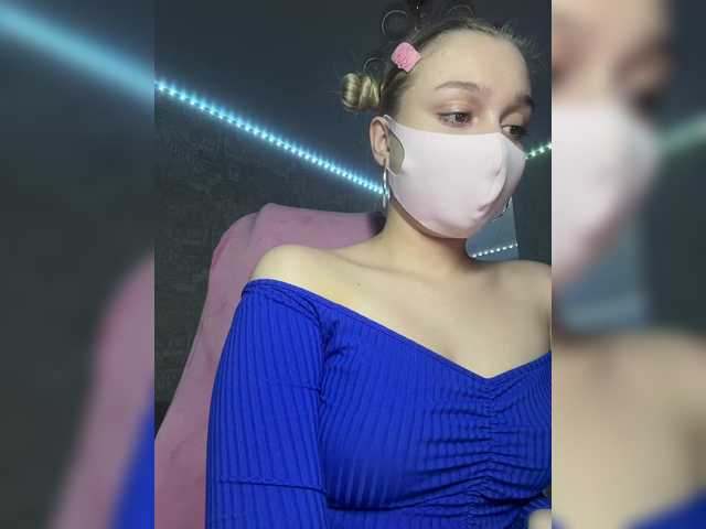 KiraBlin's BongaCams show and profile