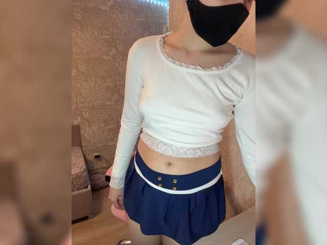 KiraBlin's BongaCams show and profile