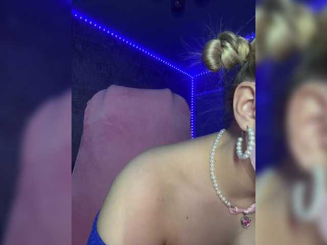 KiraBlin's BongaCams show and profile