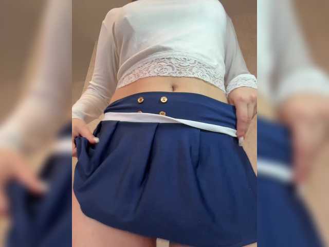 KiraBlin's BongaCams show and profile