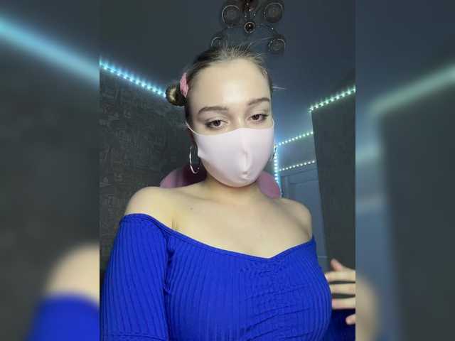 KiraBlin's BongaCams show and profile