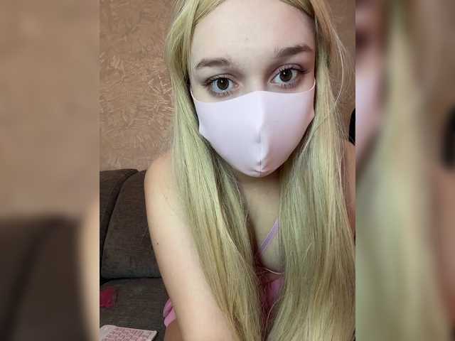 KiraBlin's BongaCams show and profile