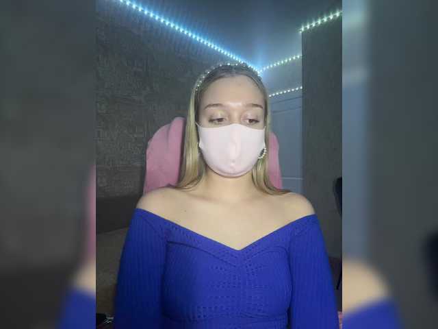 KiraBlin's BongaCams show and profile