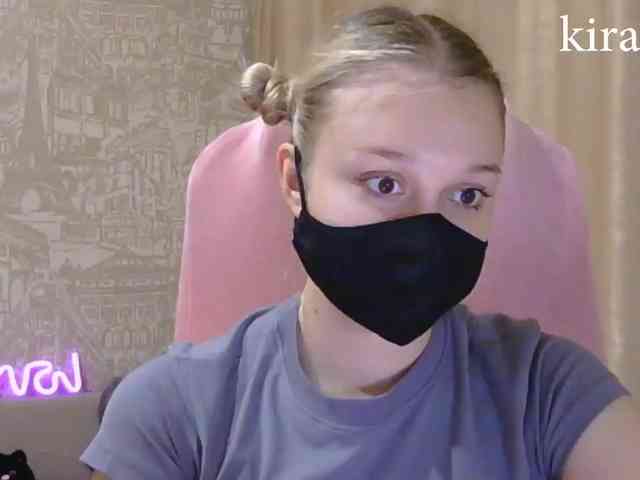 KiraBlin webcam