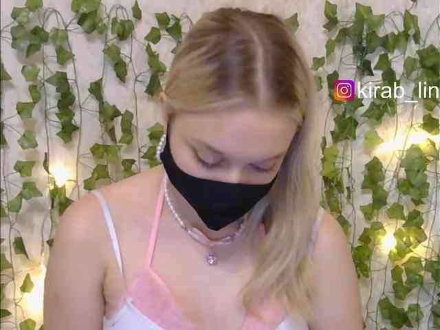 KiraBlin webcam