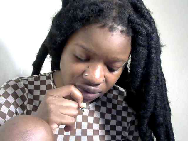 Browny-snacky webcam