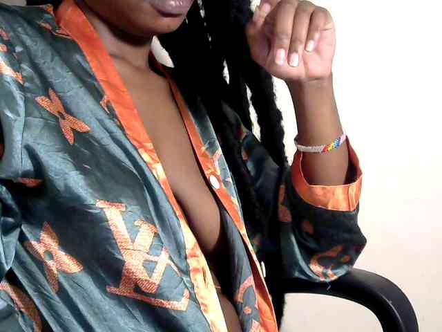 Browny-snacky webcam