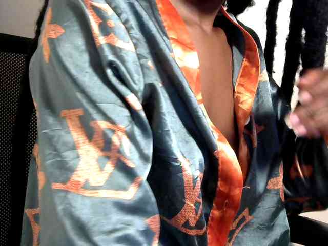 Browny-snacky webcam