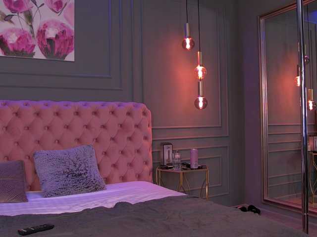 ScarletSnow's BongaCams show and profile