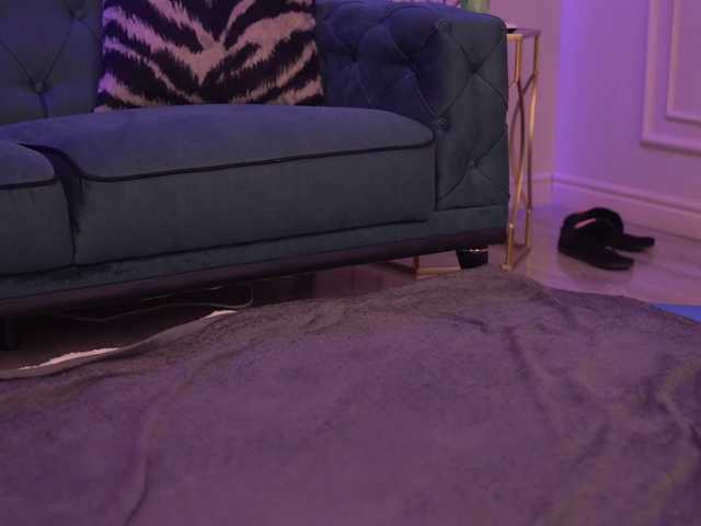 ScarletSnow's BongaCams show and profile