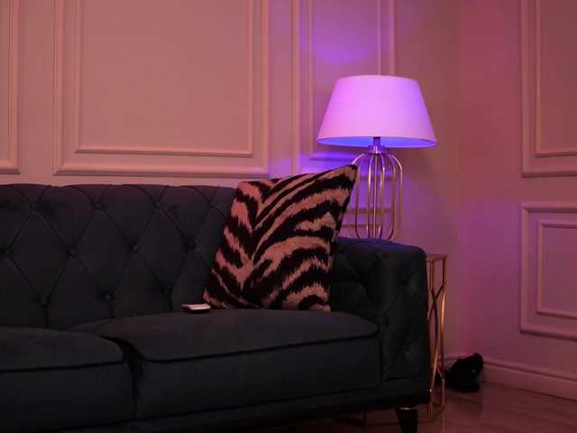 ScarletSnow's BongaCams show and profile