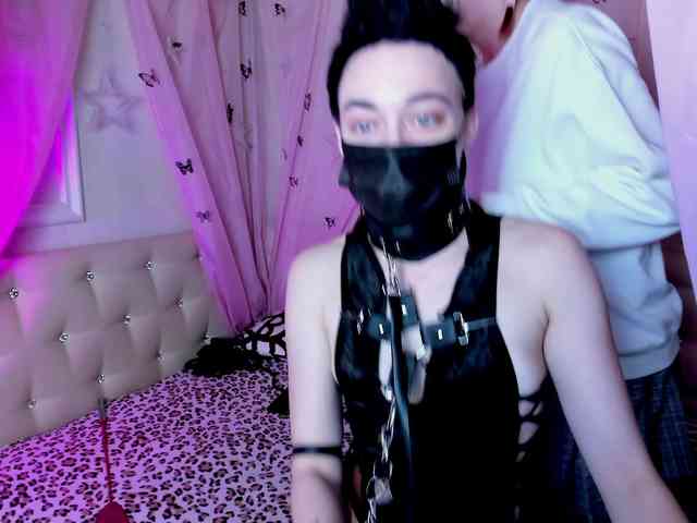 AliceXEricka Live Webcam on BongaCams