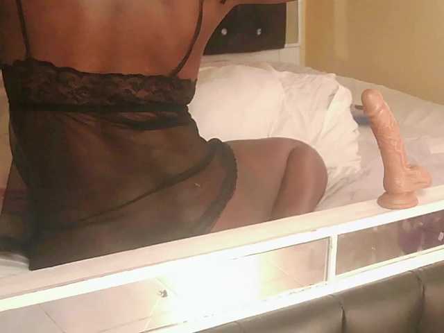 cutelyne's BongaCams show and profile