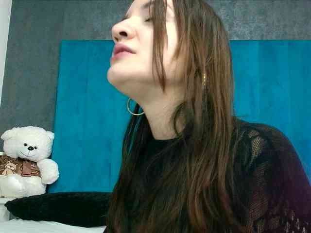 AnyaHappiness webcam