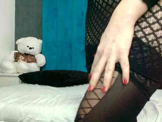 AnyaHappiness webcam