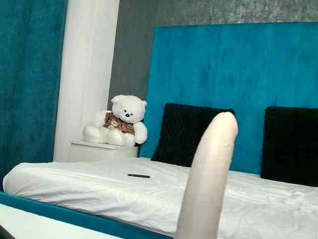 AnyaHappiness webcam