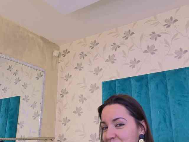 AnyaHappiness webcam