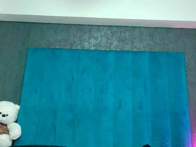 AnyaHappiness webcam