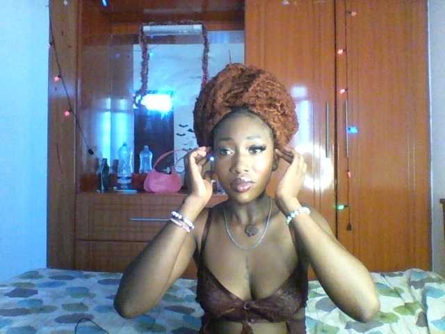 Leylie Candy (LeylieCandy)