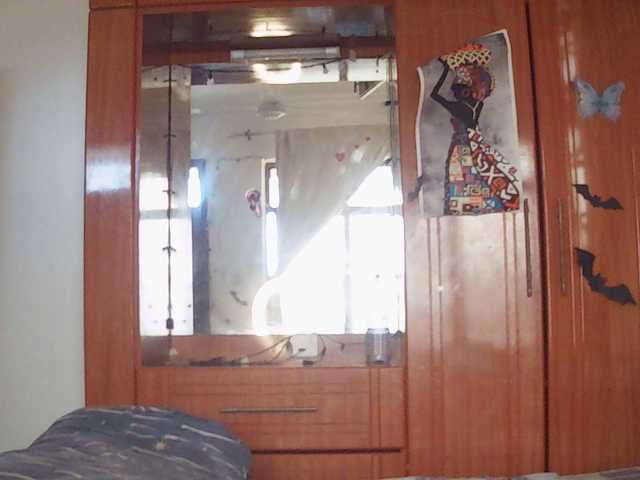 LeylieCandy's BongaCams show and profile