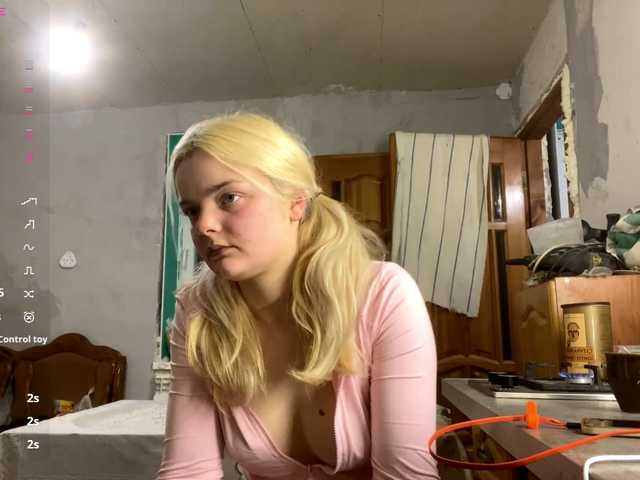 ConchitaLiberti's BongaCams show and profile