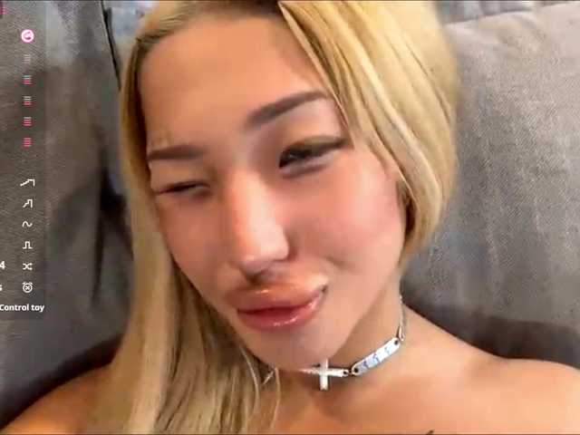 ConchitaLiberti's BongaCams show and profile