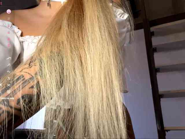 ConchitaLiberti webcam