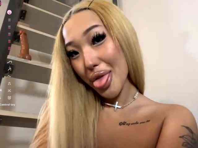 ConchitaLiberti webcam