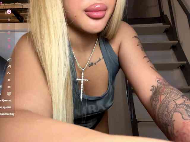 ConchitaLiberti webcam