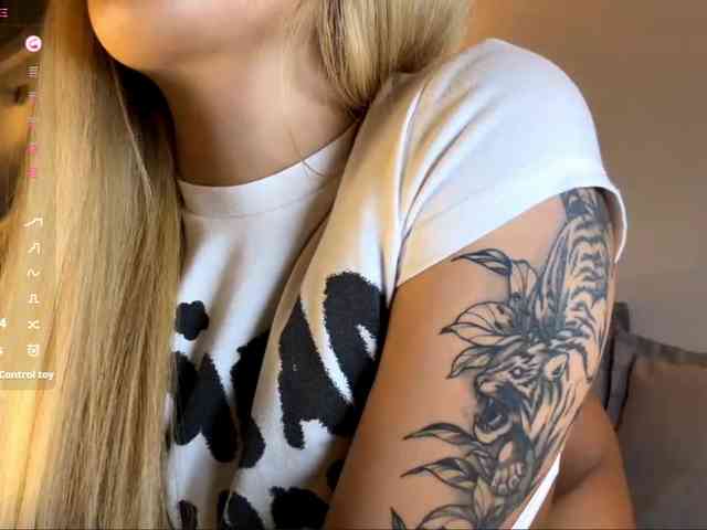 ConchitaLiberti webcam